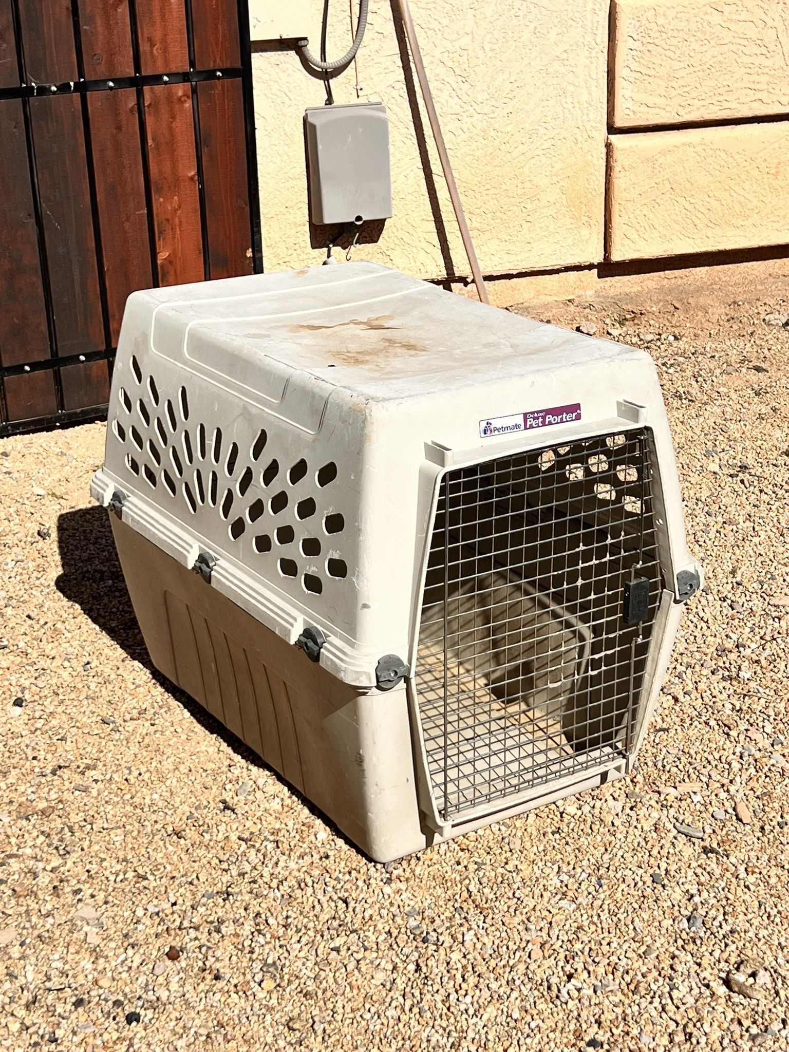 Petmate Deluxe Pet Porter Extra Large Dog Carrier - 40” x 27” x 30”