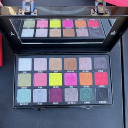 Jeffree Star Palette