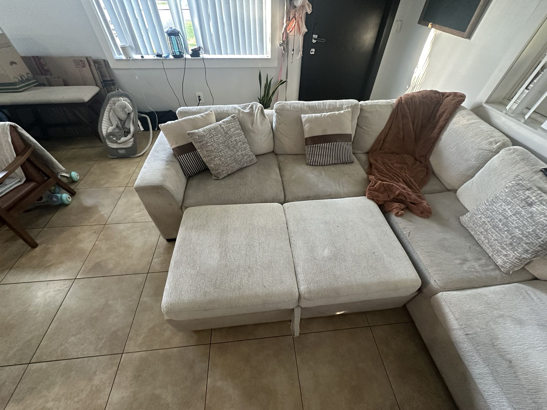 L Shaped Couch - Must GO - OBO