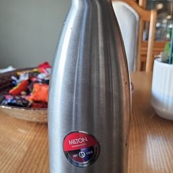 Milton 1.5L Hot and Cold Flask
