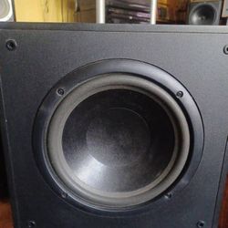 KLH E10 POWERED SUBWOOFER $200 FINAL PRICE READ DESCRIPTION AND SEE 👀 ALL PICTURES 