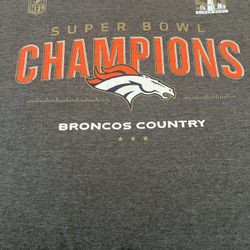 Denver Broncos” 50th SUPER BOWL CHAMPIONS, HIGHLY COLLECTIBLE LONG SLEEVE XXL SIZE