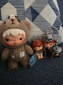 Hirono Popmart figures Keychain