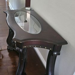 table with matching wall table