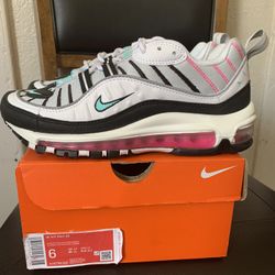 Nike Air Max 98 Size 6 Women