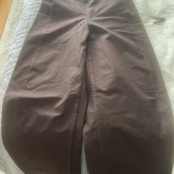 Uniqlo Women’s barrel pants 