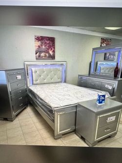 4-piece Bedroom set