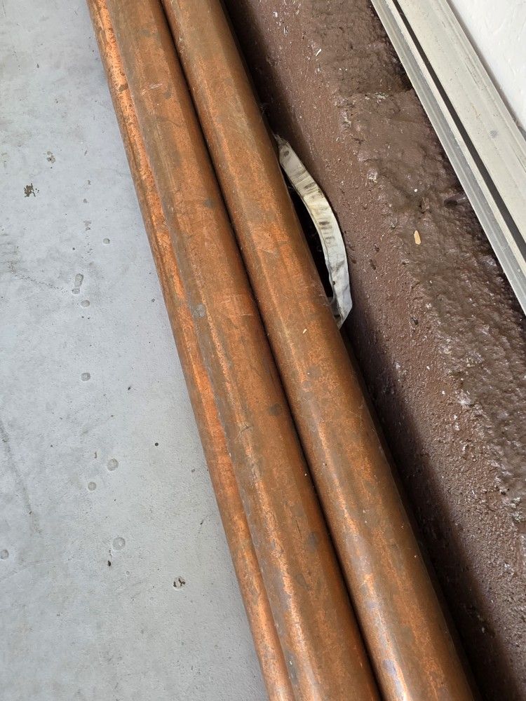 5 coper pipes 10 feet in lenght!