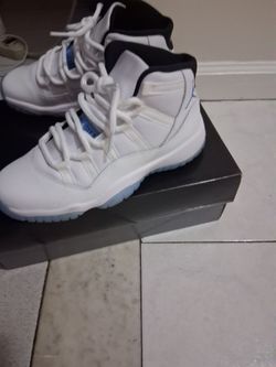 3 pairs of Jordans for sale size 5