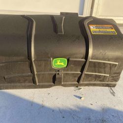 John Deere Twin Bagger for 100 Series Tractors AUC18495