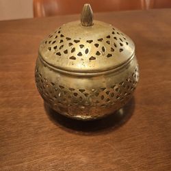 Vintage Brass Pot With Lid