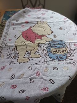 Winnie the Pooh Woven Tapestry Throw Blanket