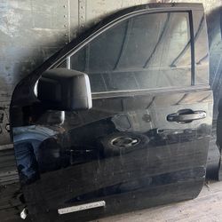 2019 2020 2021 2022 2023 Gmc Sierra 1500 Front Left Door Used OEM Crew Cab 