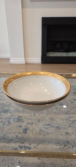 Two Brand New Gold Trim Luxury Porcelain Serving Bowls
