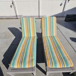 Lounge  Chairs With Cushions