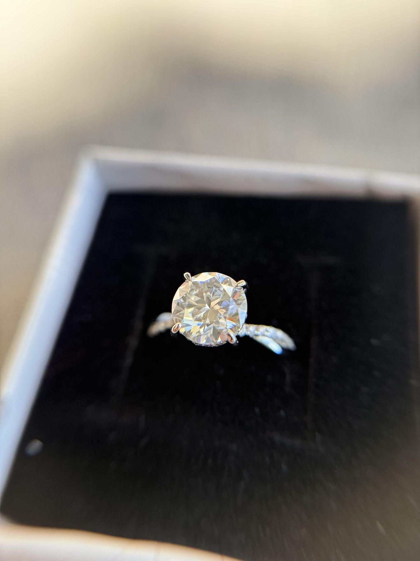 New Certified S925 Sterling Silver solitaire 2ct VVS1 D moissanite/engagement 7