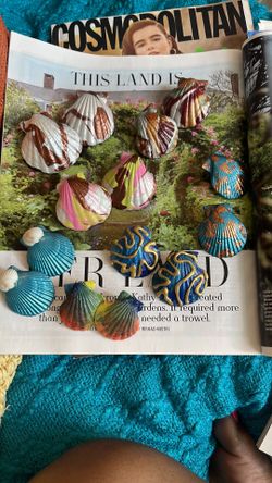 Bronze And Pearl Colored seashell Earrings