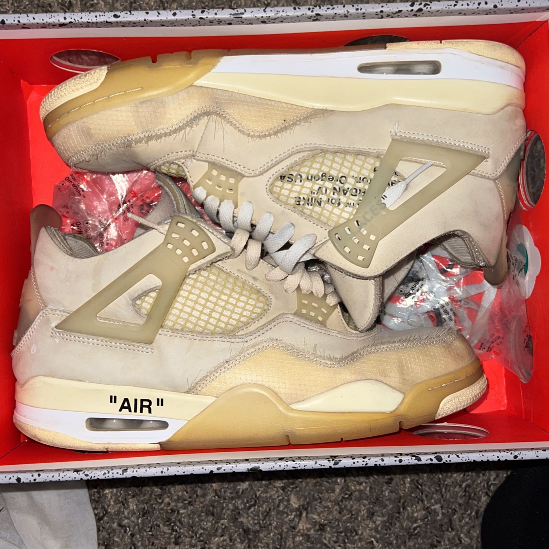 Air Jordan 4 Off white 