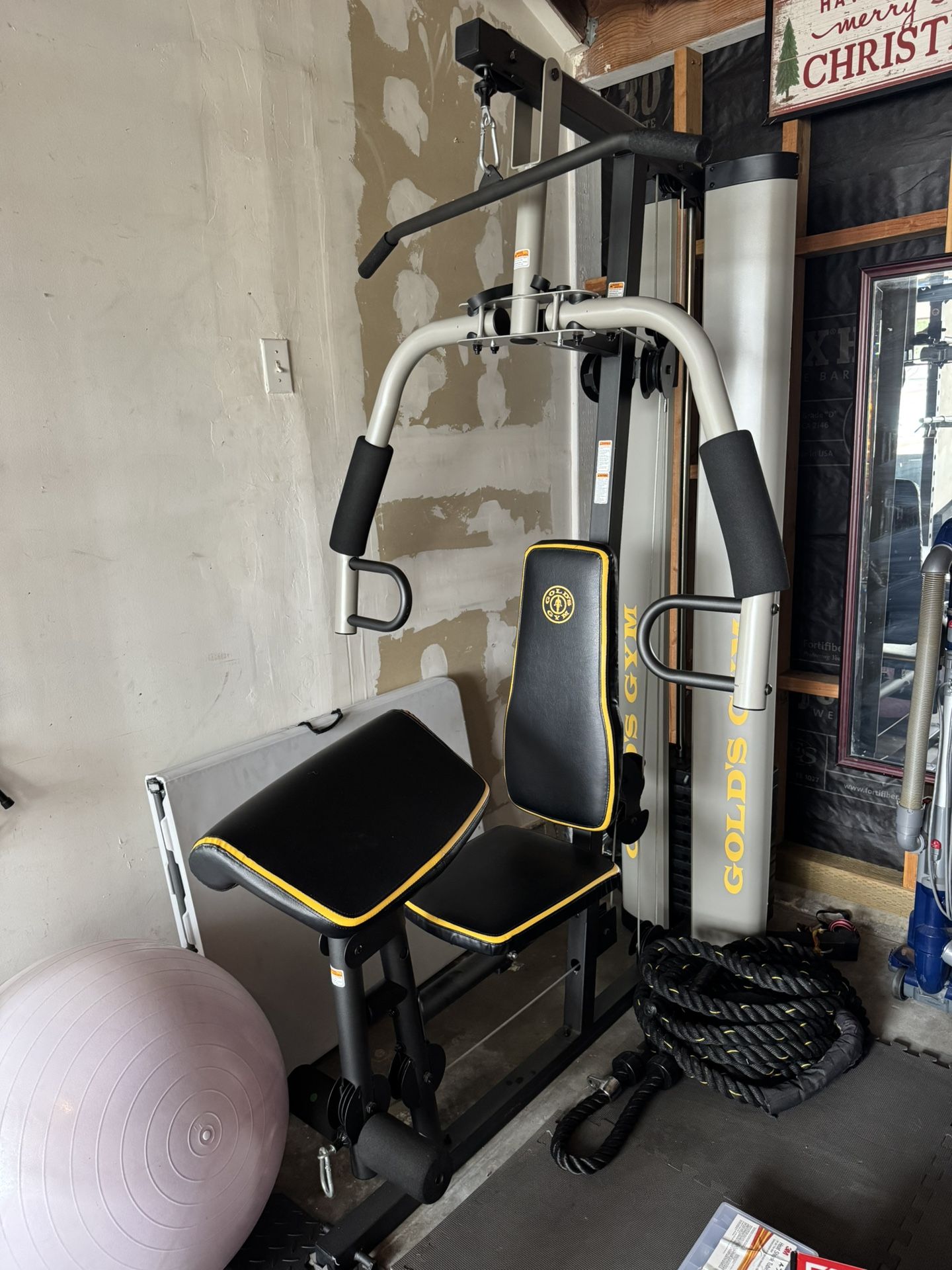 Gold’s Gym