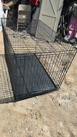 Extra large dog cage, 48 inches long by 30 inches wide and 32 inches high