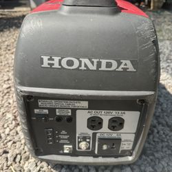 HONDA EU2000i INVERTER GENERATOR
