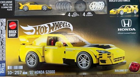 HOT WHEELS