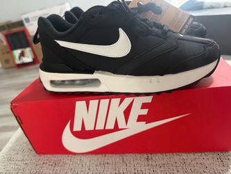New Nike Air Max  dawn Low-Top Sneakers Black White