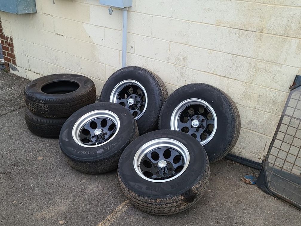 Dodge/Nissan Rims and tires 6x4.5