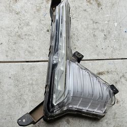 Hyundai sonata left fog light oem
