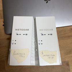 2 Netgear Nighthawk X4 Wireless Mesh WiFi Extenders
