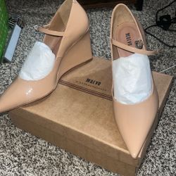 Verniz Peach Heels
