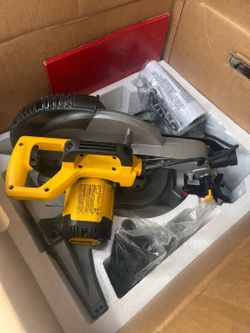 Dewalt Compound Miter Saw