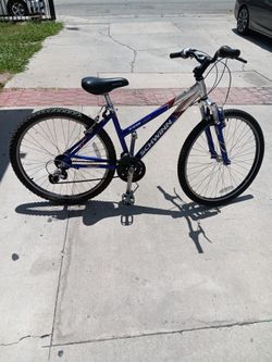 Schwinn Racer 26" aluminum bicycle