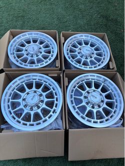 Chevy Silverado HD2500 HD3500 rims new in box