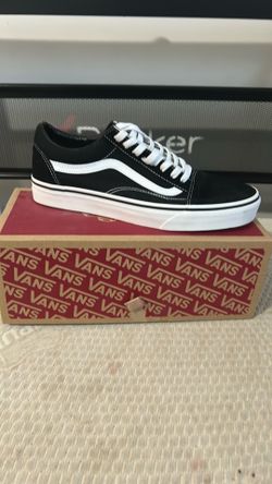 Vans old skool black and white shoes