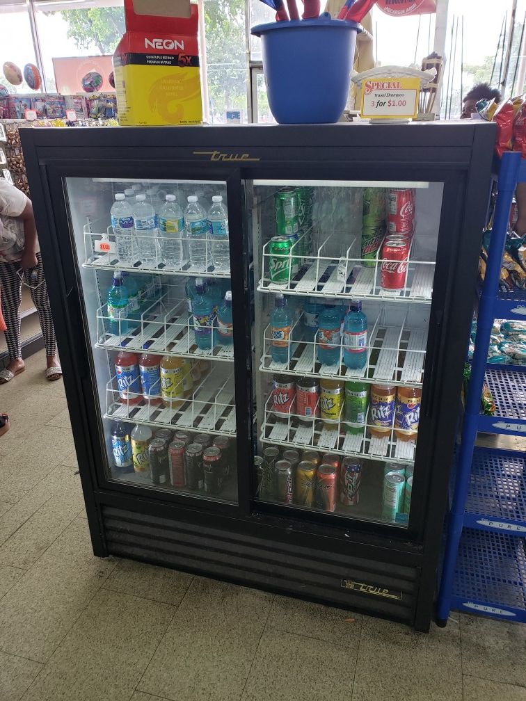 Double sided 2 door cooler for Sale in Fort Lauderdale, FL OfferUp