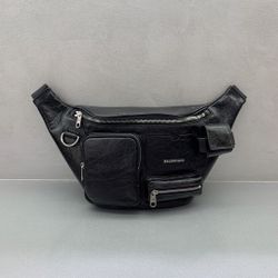 A unique locomotive waist bag