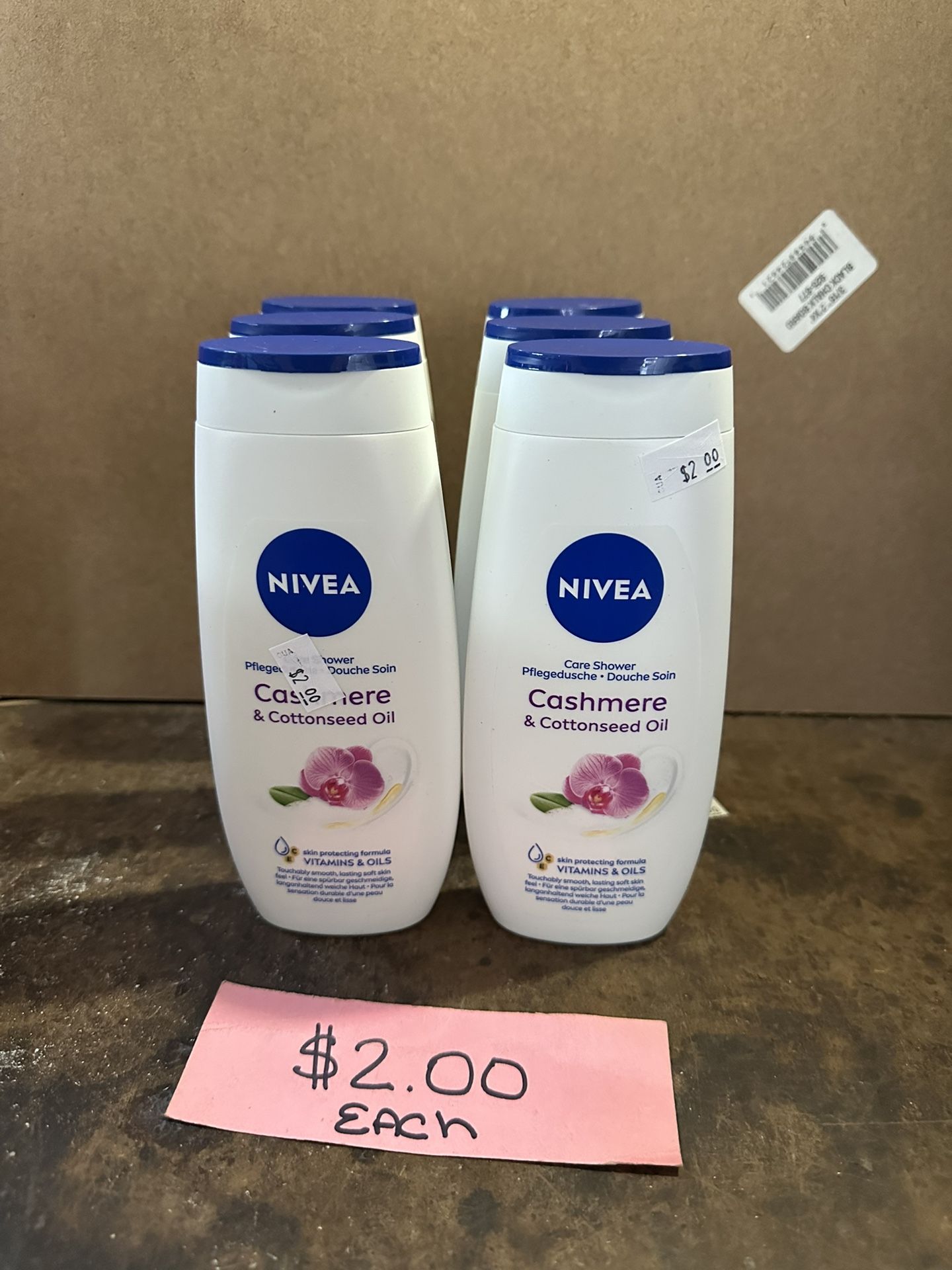 Woman’s Nivea Bodywash