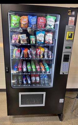 Combo vending machine