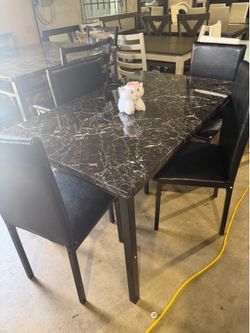 New table Wht 4 Chair for $$199
