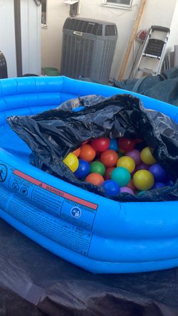 Baby ball pit with pool