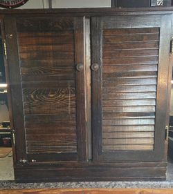 Brown cabinet