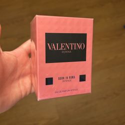 Valentino Donna Born In Roma Parfume 