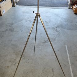 HOLMAR (Vintage Tripod)