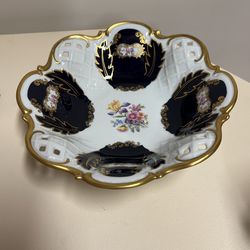 REICHENBACH GERMANY VINTAGE FOOTED RETICULATED BOWL 28 cm/11”, Echt COBALT, Height -3.5”