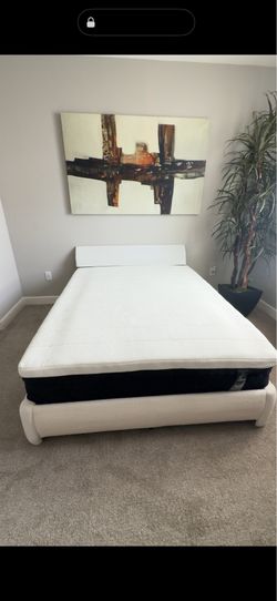 Queen size Bed