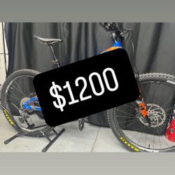 Giant Stance Mountain Bike 