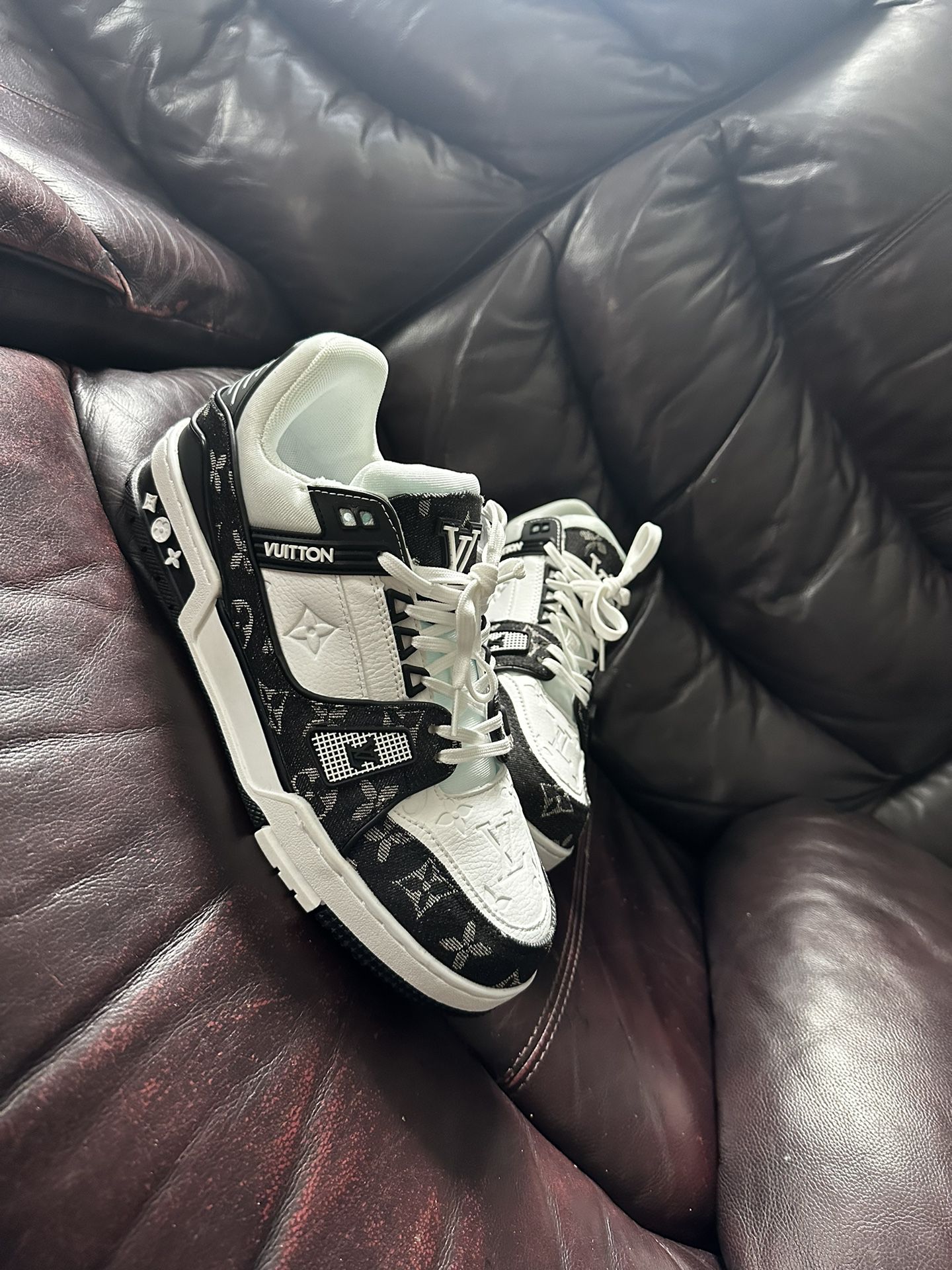 Louis Vuitton Trainer Sneaker for Sale in Humble, TX - OfferUp