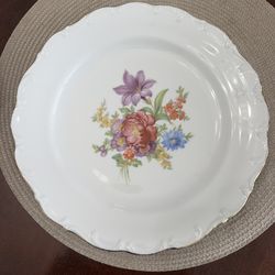 Vintage Bavaria Germany Floral Dinner Plates Set of 5 – 10” Gold Rim Porcelain