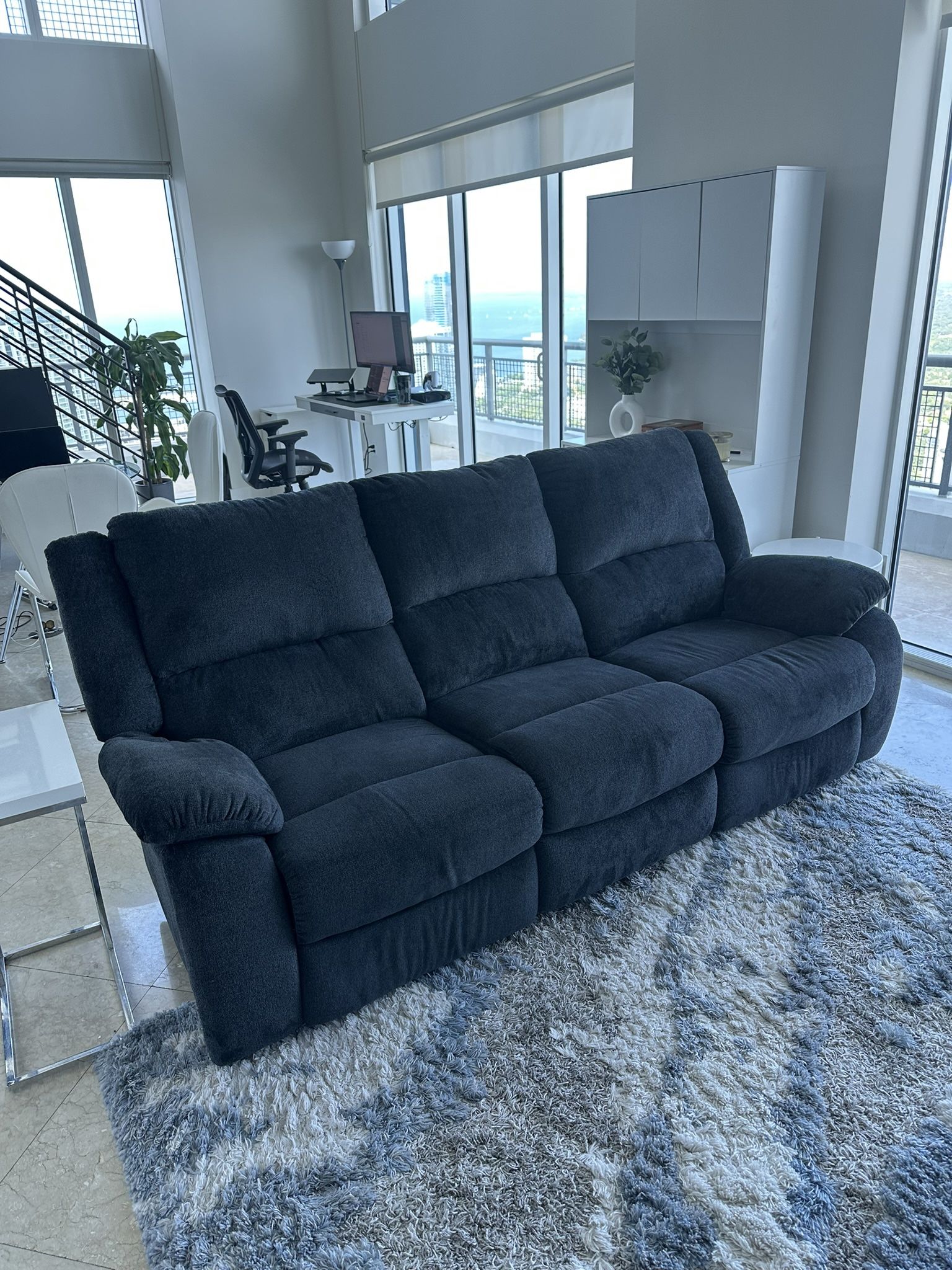 Couch With Recliners